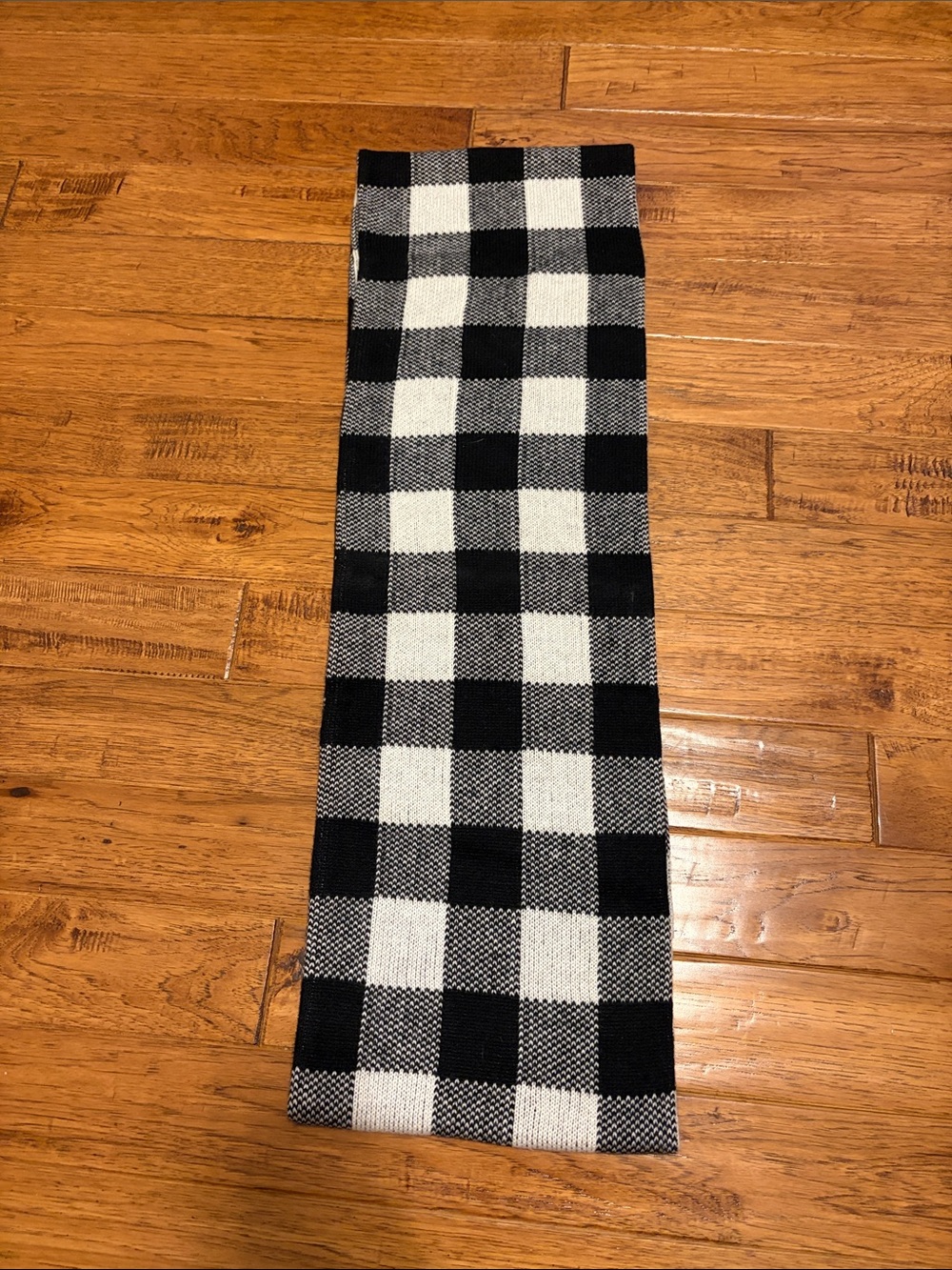 Talbots Black and White Buffalo Check Scarf